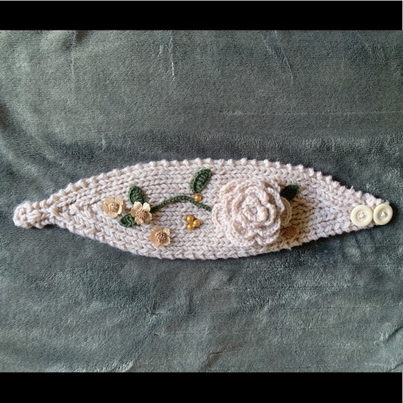 Sexy Boutique Accessories - Chunky Flower and Gem Tie Headwrap